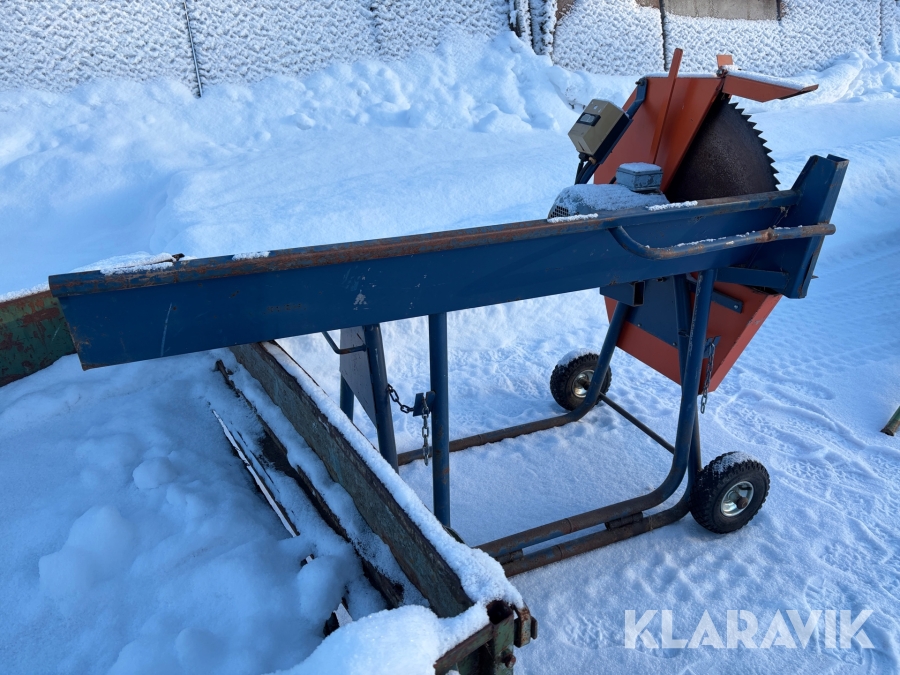 Vedkap SIHAB energi Ab med transportband