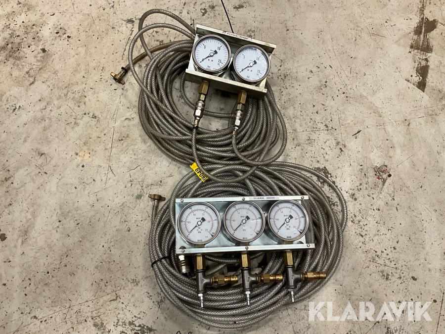 Lufttrycksmätare med slang