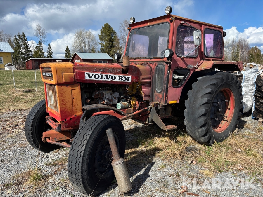 Traktor Volvo BM 810