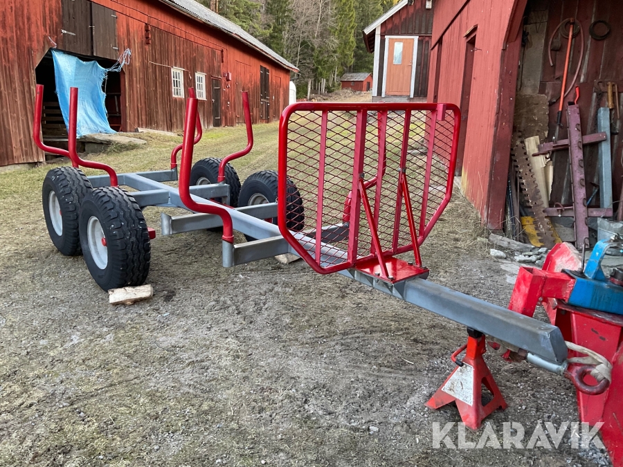 Skogsvagn Kranman T3000 rörlig boggie