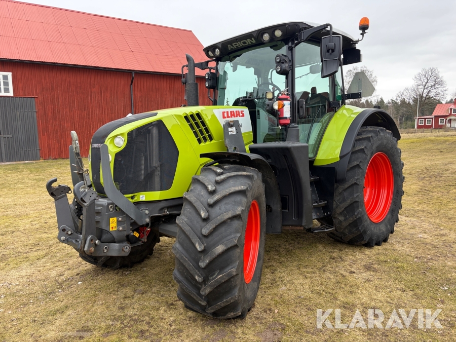Traktor med frontlastare Claas 630 Arion
