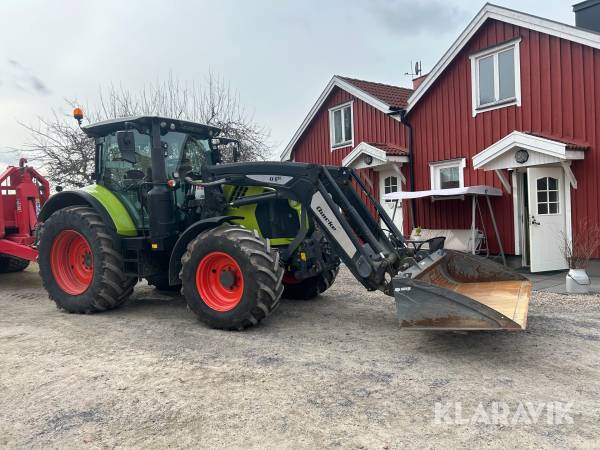 Traktor med frontlastare Claas 630 Arion