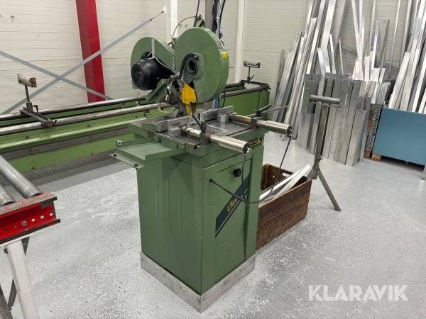 Kapsåg MEP Cobra 350 med rullbord