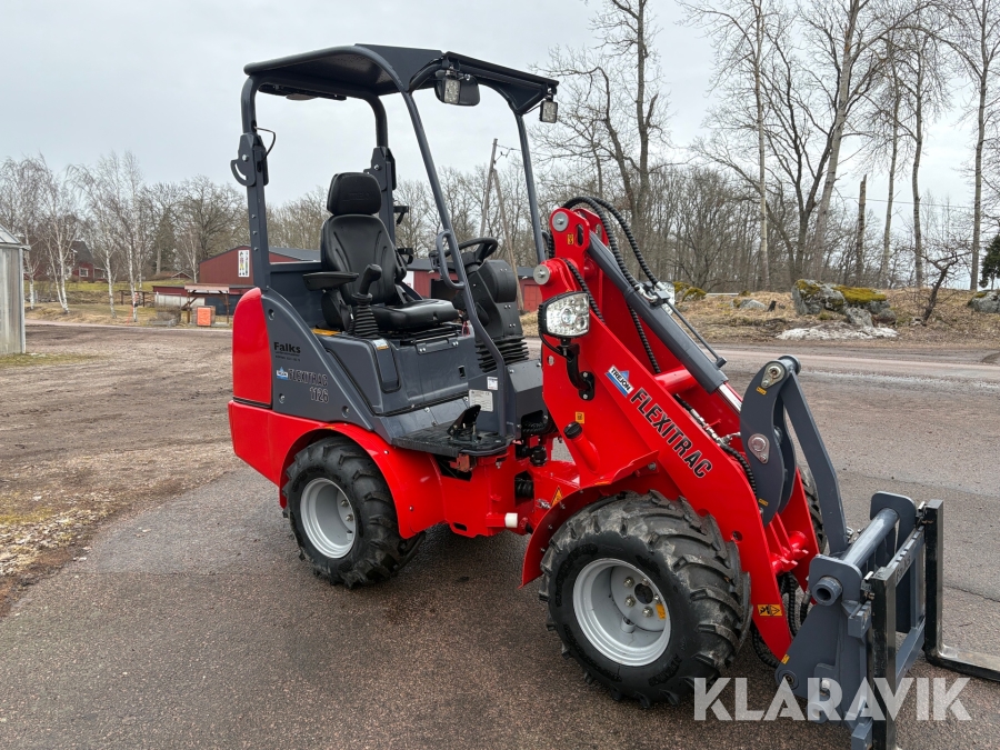 Kompaktlastare Trejon Flexitrac 810/1126 med redskap