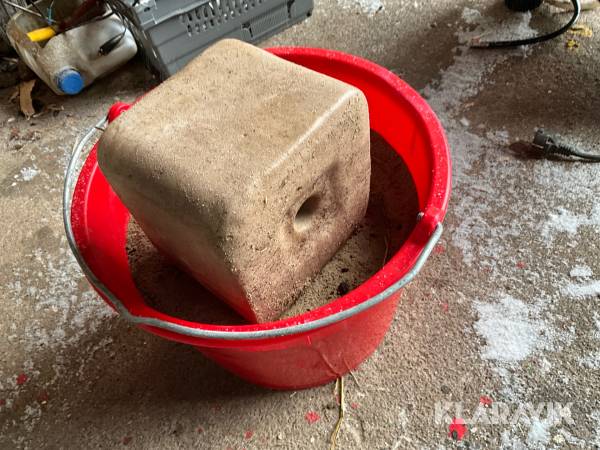 Mineralfoder ca 22 kg till får, inklusive saltsten
