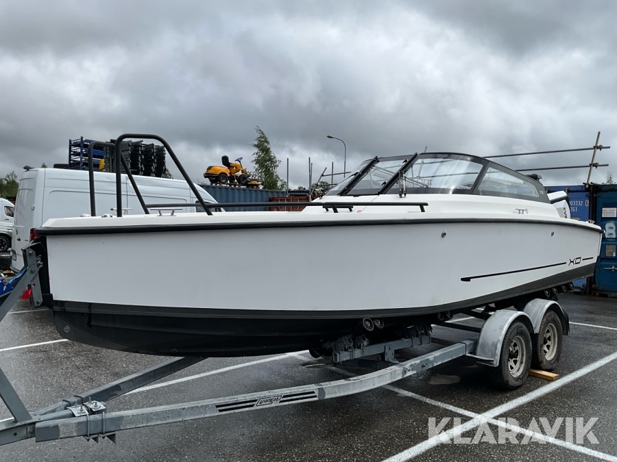 Motorbåt XO 250 open med båtvagn