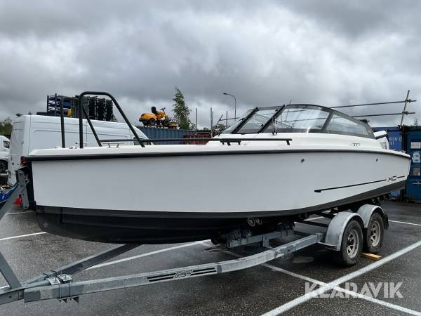 Motorbåt XO 250 open med båtvagn