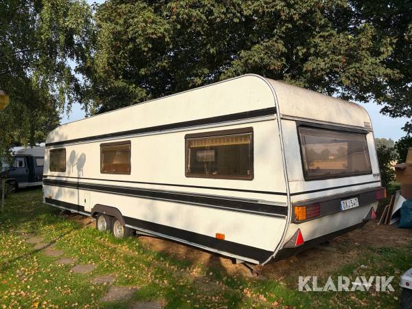 Husvagn Hobby 760 TFM Prestige