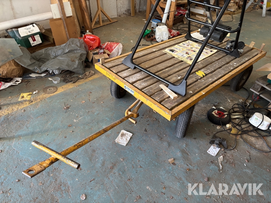 Fyrhjulsvagn Hörby Bruk med broms