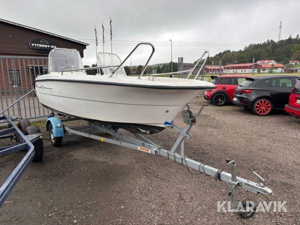 Styrpulpet Crescent Primo 480 med Mercury F50 med vagn