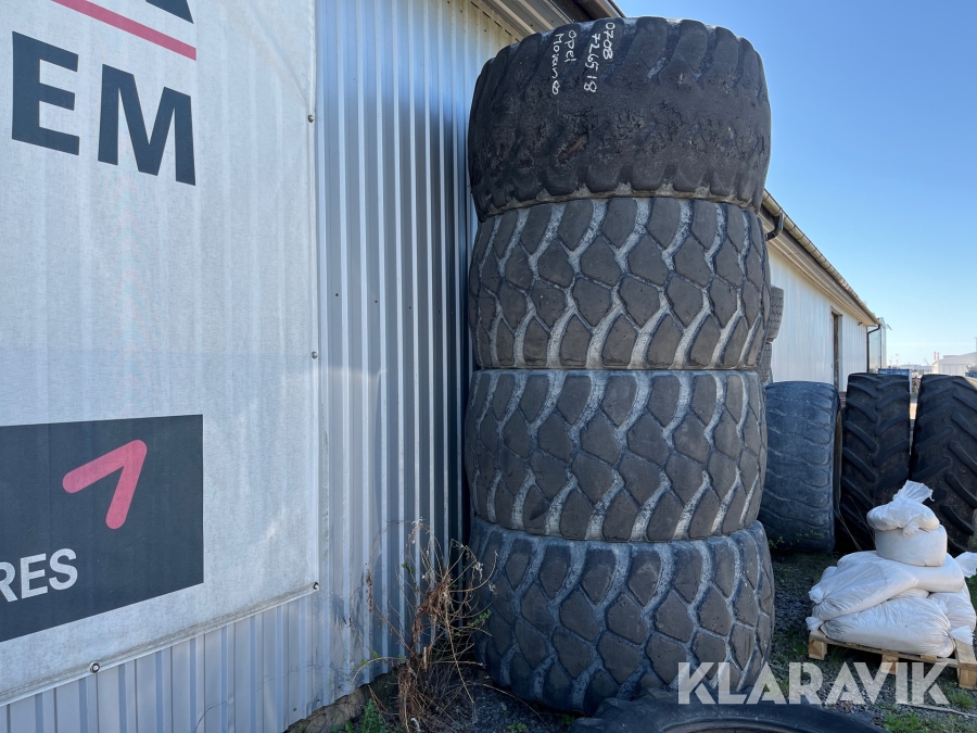 Entreprenaddäck 4 st Bridgestone 750/65R25