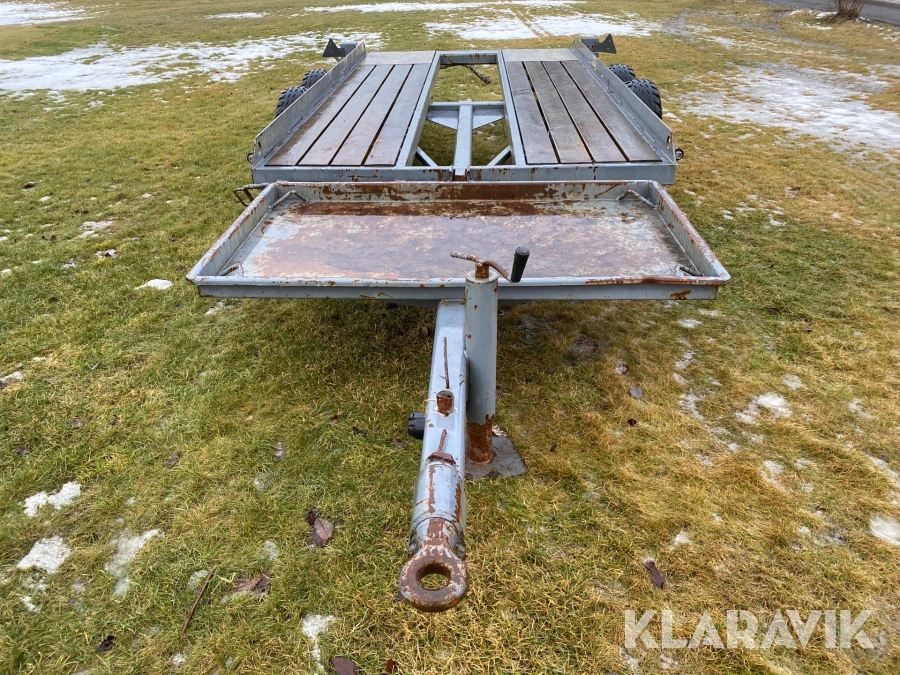 Maskinsläp tippbart