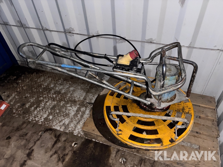 Glättare Dynapac BG 33E