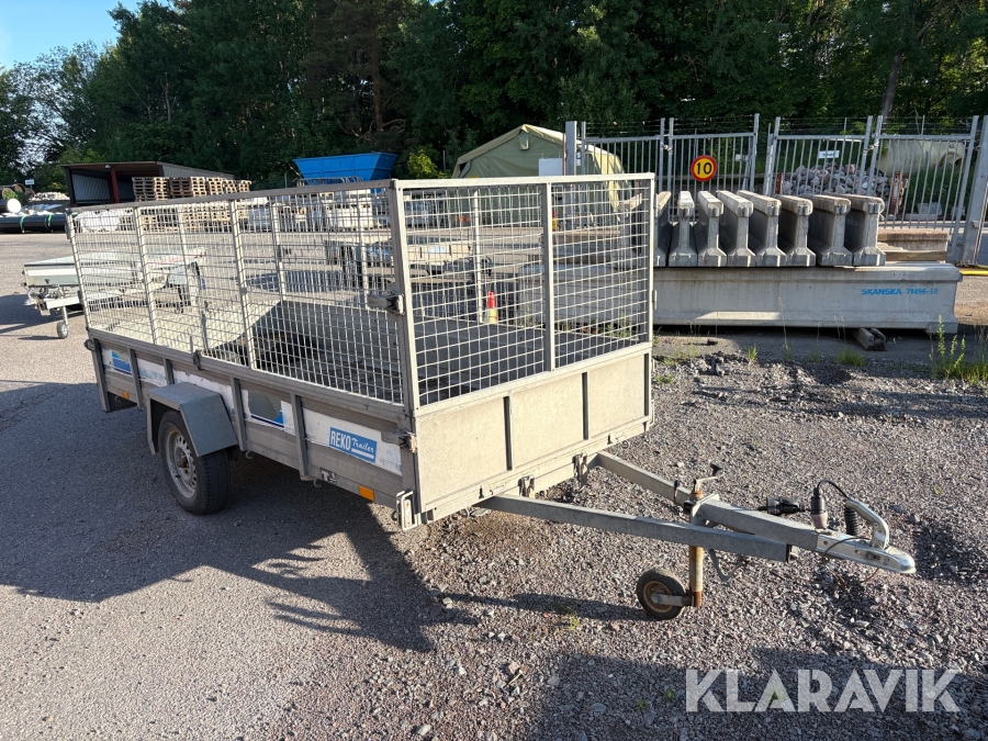 Släpkärra med galler Rekotrailer FE 3137