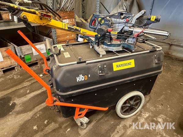 Kap/Gersåg Bosch GCM 8 SJL på verktygsvagn