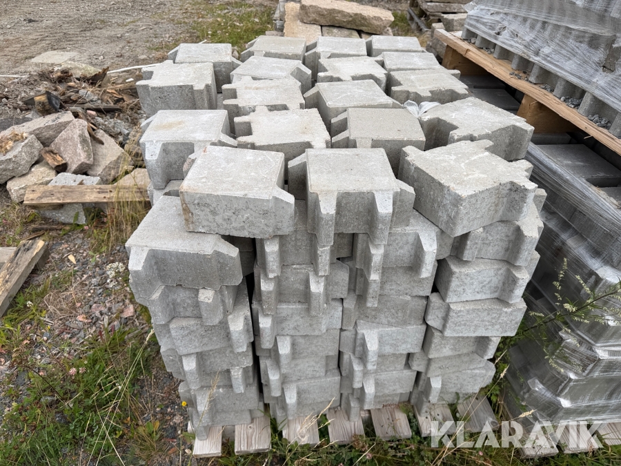 Gräsmunk St Eriks 210x210x100 naturgrå ca 51m2