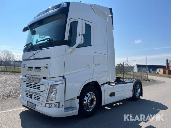 Dragbil Volvo FH 42 T 420 Euro 6. Nybesiktigad