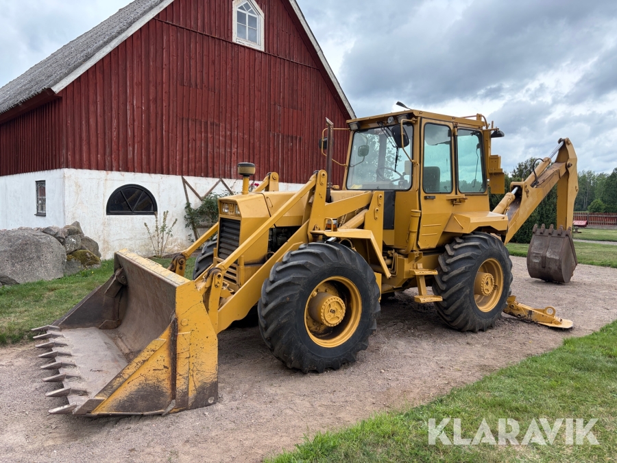 Grävlastare Hydrema 806 med redskap