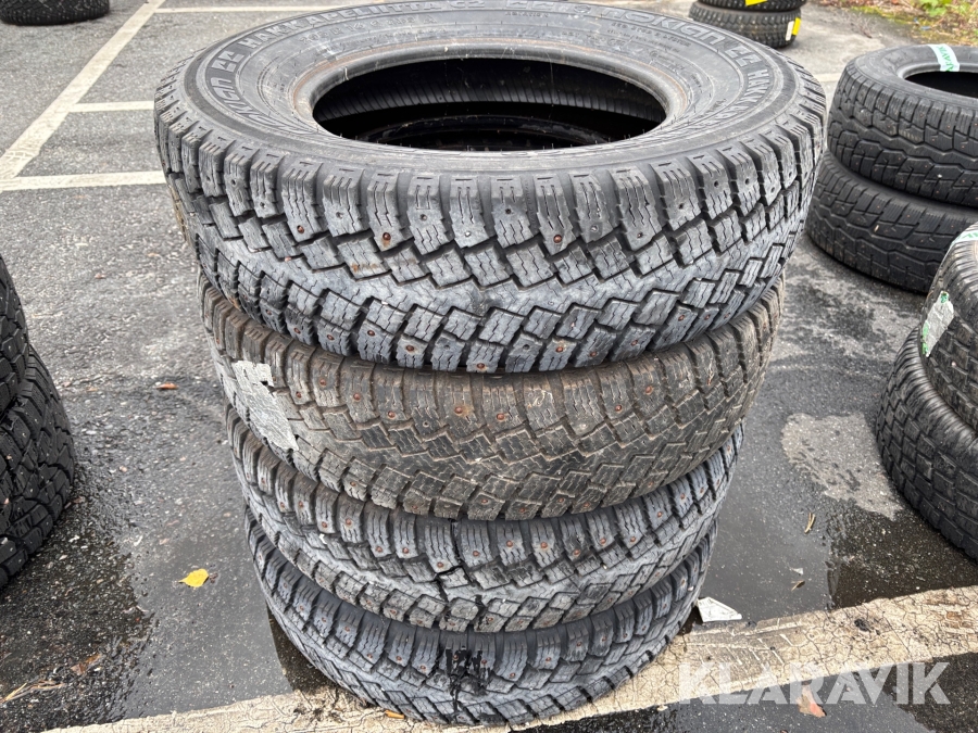Vinterdäck Nokian Hakkapelitta 205-16C dubb 4st