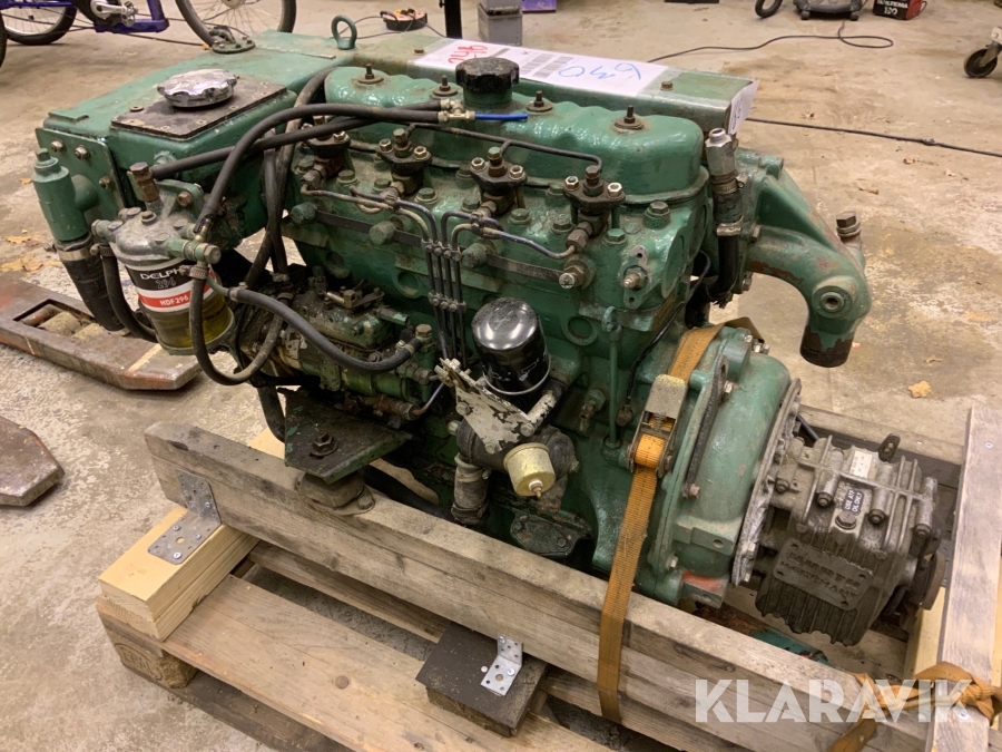 Båtmotor Volvo Penta AQ D19/100 med hydraulisk backslag
