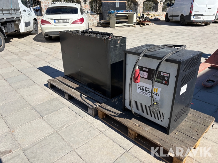 Truckbatteri Hawker 24/3 PZS 450 HX
