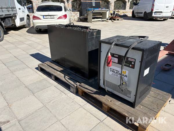 Truckbatteri Hawker 24/3 PZS 450 HX