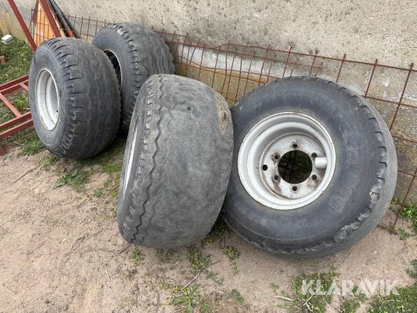 Entreprenaddäck BKT / ALLIANCE RIB 900 / 320 Value Plus 400/60-15.5 - 4st