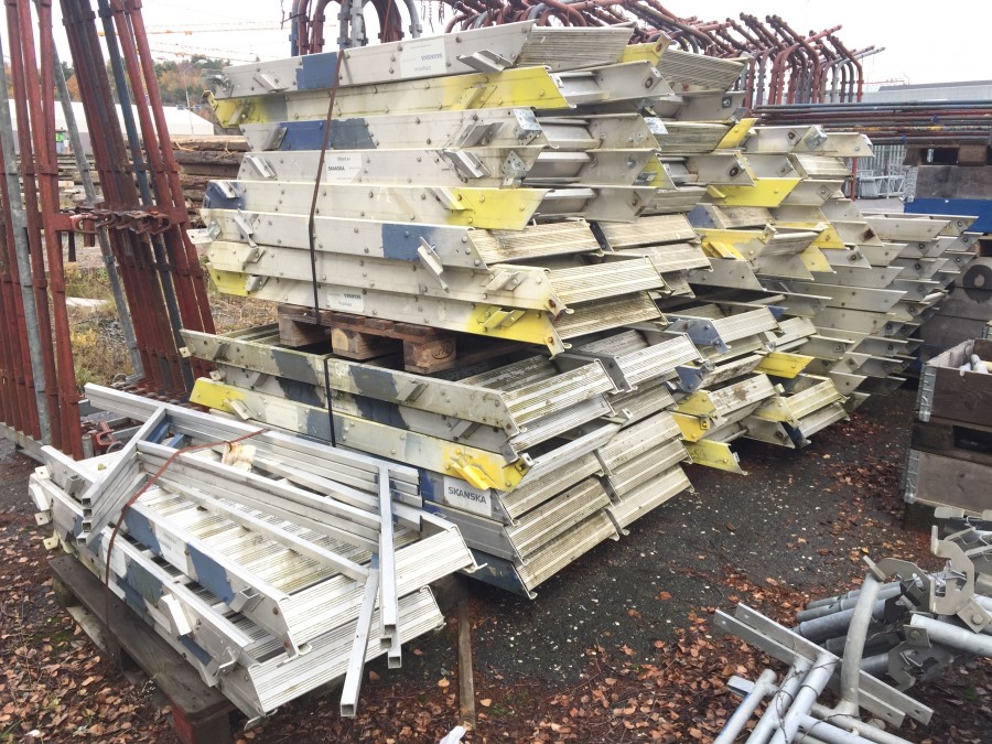 Parti Aluminiumtrappor ca 73 st