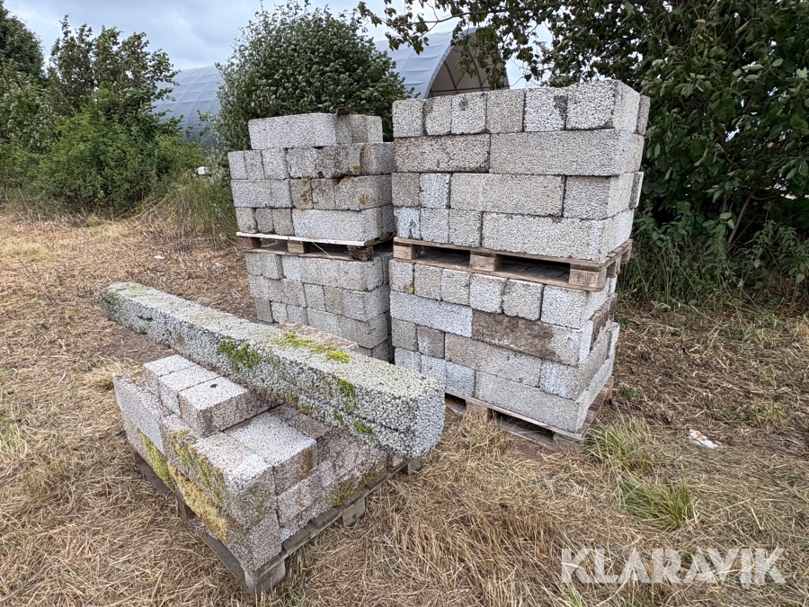 Lecablock samt balk