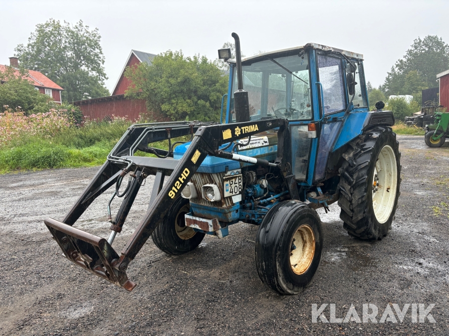 Traktor Ford 3910 med frontlastare