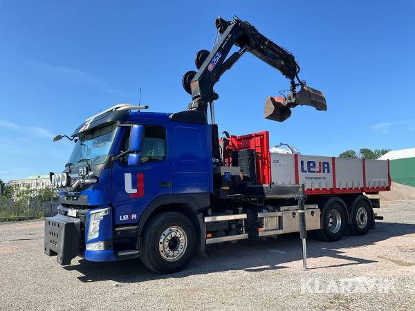 Kranväxlare Volvo FM med kran HMF 2620-K5 och JOAB L17 växlare