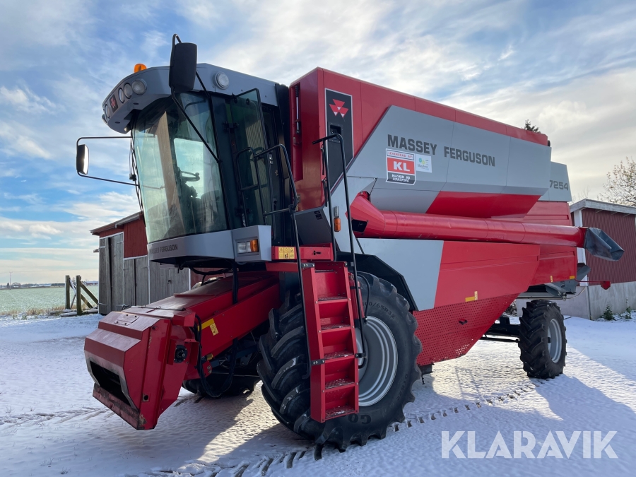 Skördetröska Massey Ferguson 7254 16 Fot