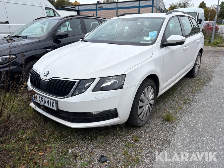 Skoda Octavia kombi 1.6 TDI SCR DSG Sekventiell
