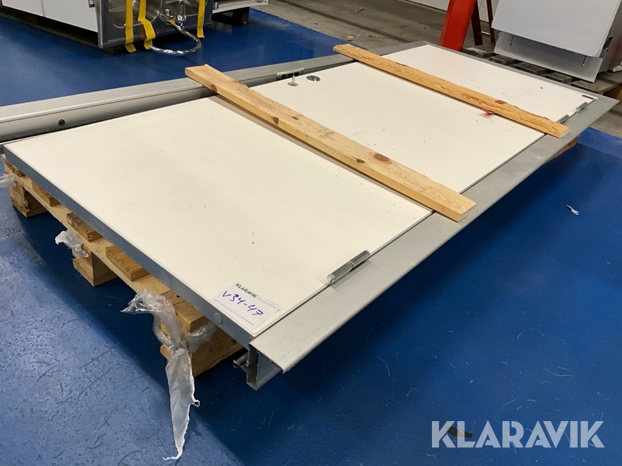 Innerdörr med aluminiumkarm 1st