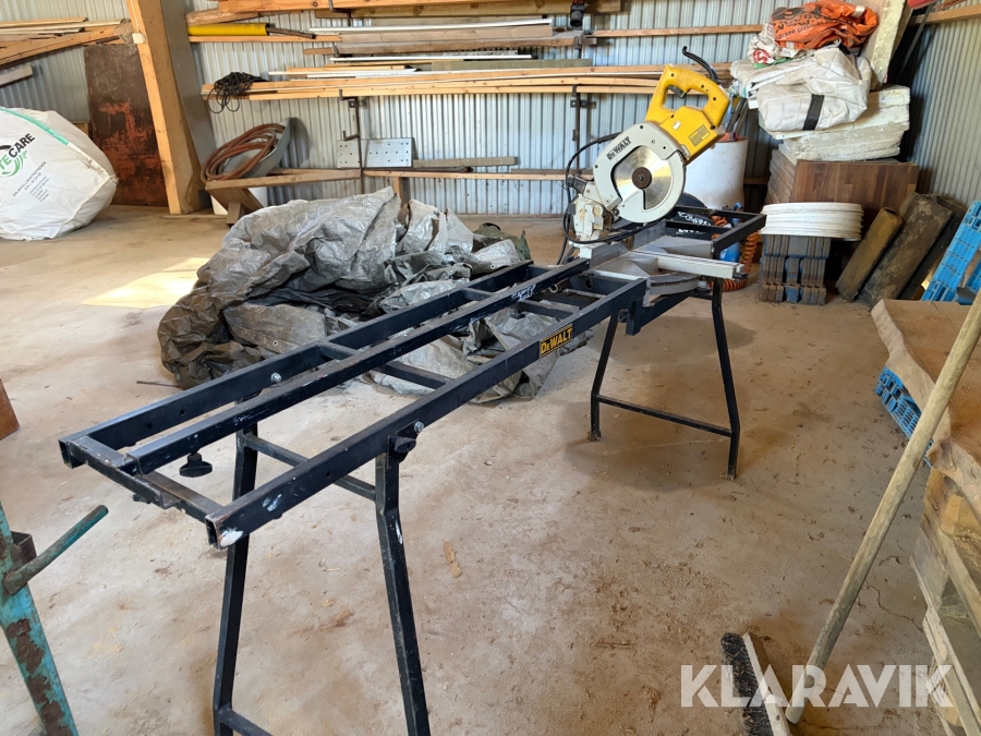 Geringsåg Dewalt DW707 med ställning 