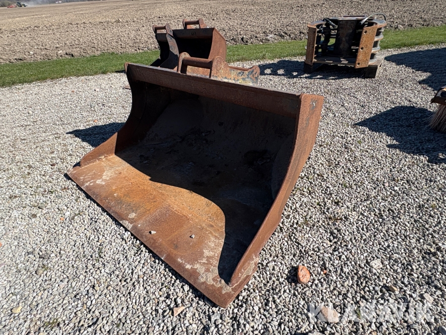 Planeringsskopa Engcon s40