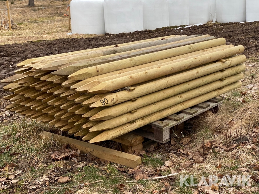 Stängselstolpar tryckta ca 80 stycken, 1800x90 mm