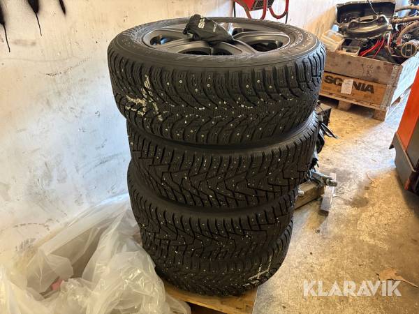 Dubbdäck Nokian Hakkapeliitta 9 Suv & Hankook 4st