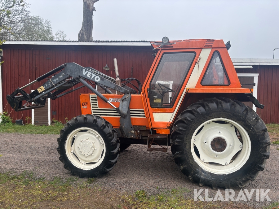 Traktor Fiat 780DT 4WD med lastare