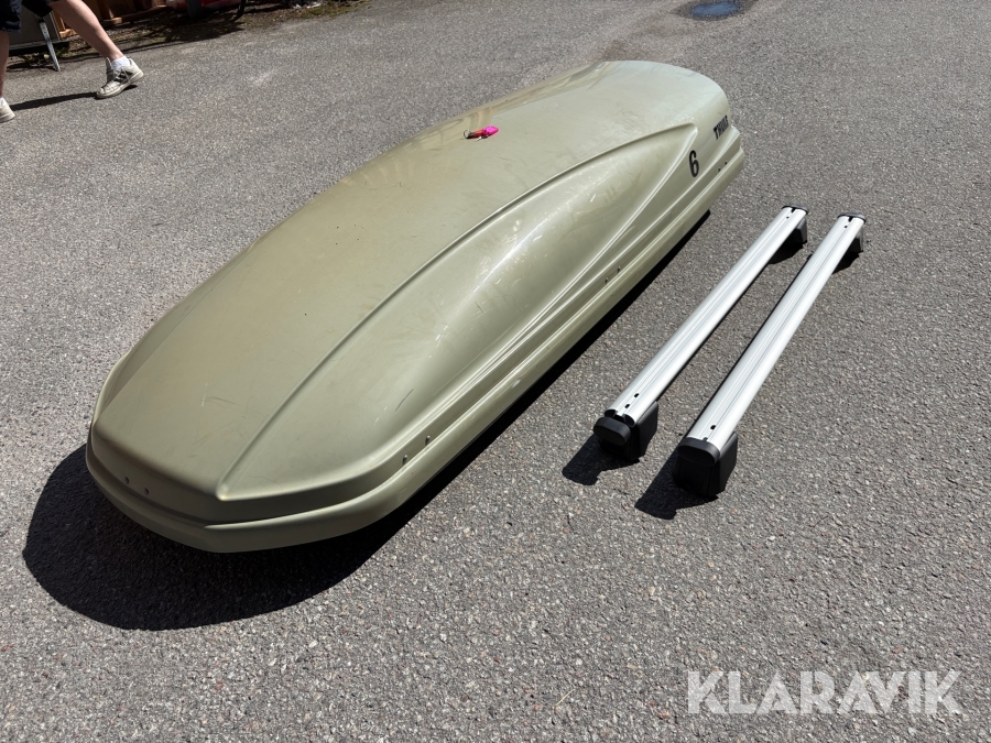 Takbox med takräcken Thule Atlantis 900