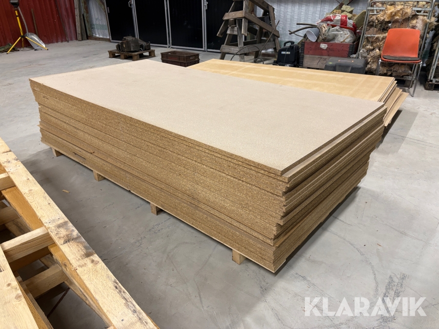 Spånskivor 23x1200x2450