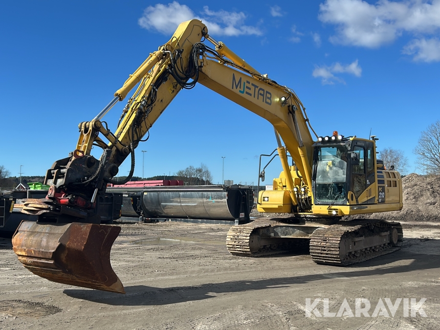 Grävmaskin Komatsu PC 210 LC med grävsystem, rotator m grip & 6 redskap
