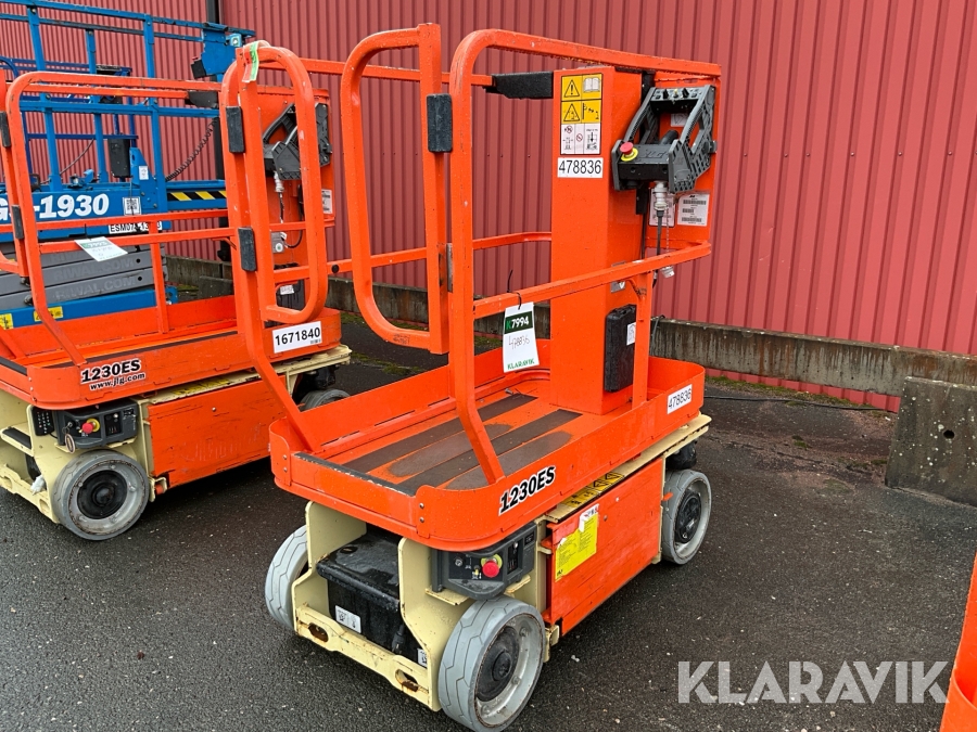 Pelarlift JLG 1230ES