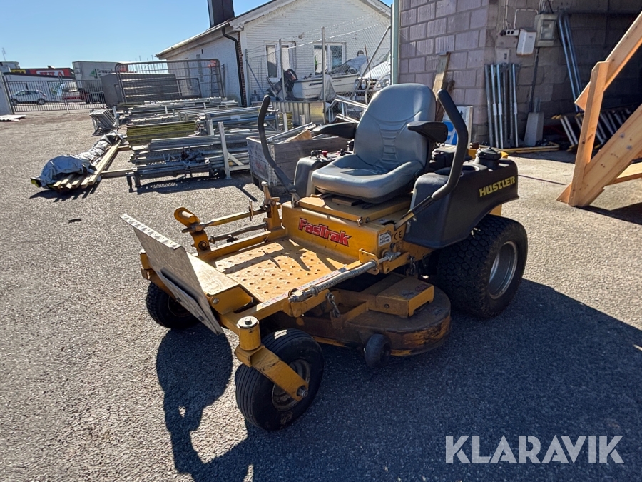 Åkgräsklippare Hustler FasTrak