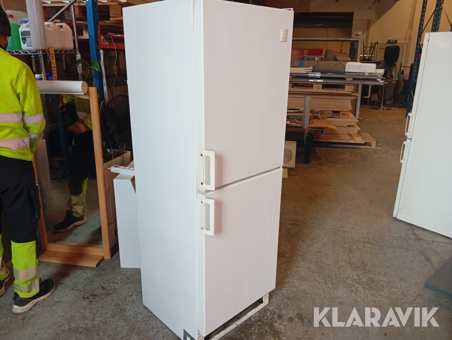 Kyl/frys Electrolux ER 3309 B
