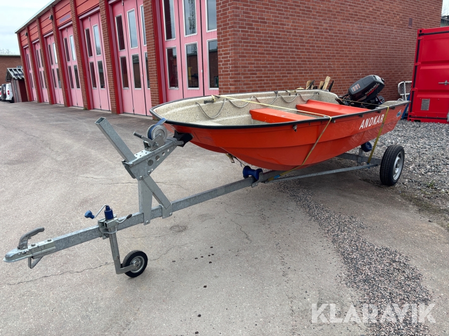 Båt med trailer Flipper