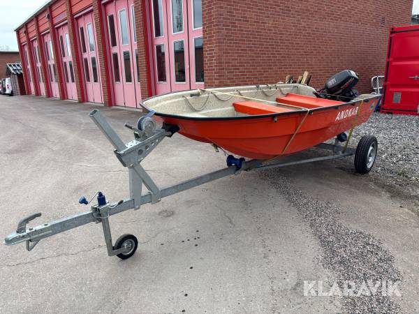 Båt med trailer Flipper
