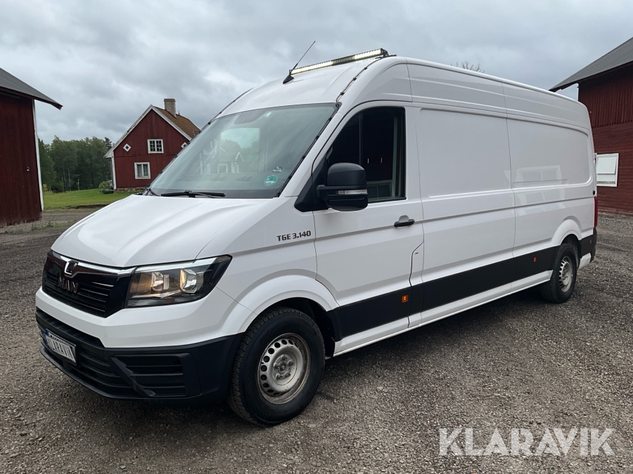 Transportbil 6-sitsig MAN TGE 3.140