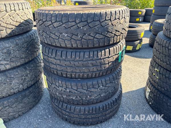 Vinterdäck Nokian 205/65-16C dubb
