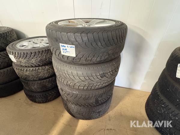 Året runt däck med Aluminiumfälgar Bridgestone Blizzak BMW 5-Serie 225/55R17 4st